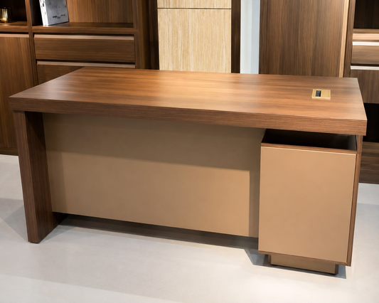 Bureau individuel en bois MDF F1202 160cm bicolore noyer et beige avec caisson latéral – bureau professionnel Maroc | Almas Mobilier